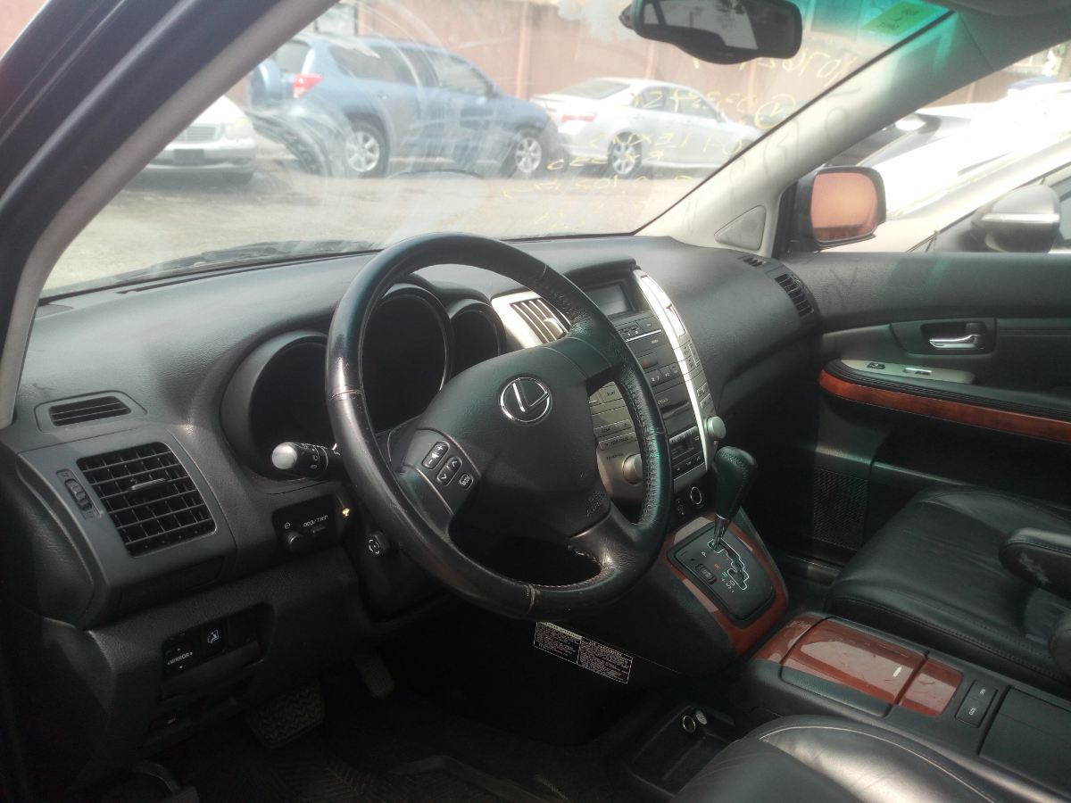 Buy 2004 foreign-used Lexus RX Lagos