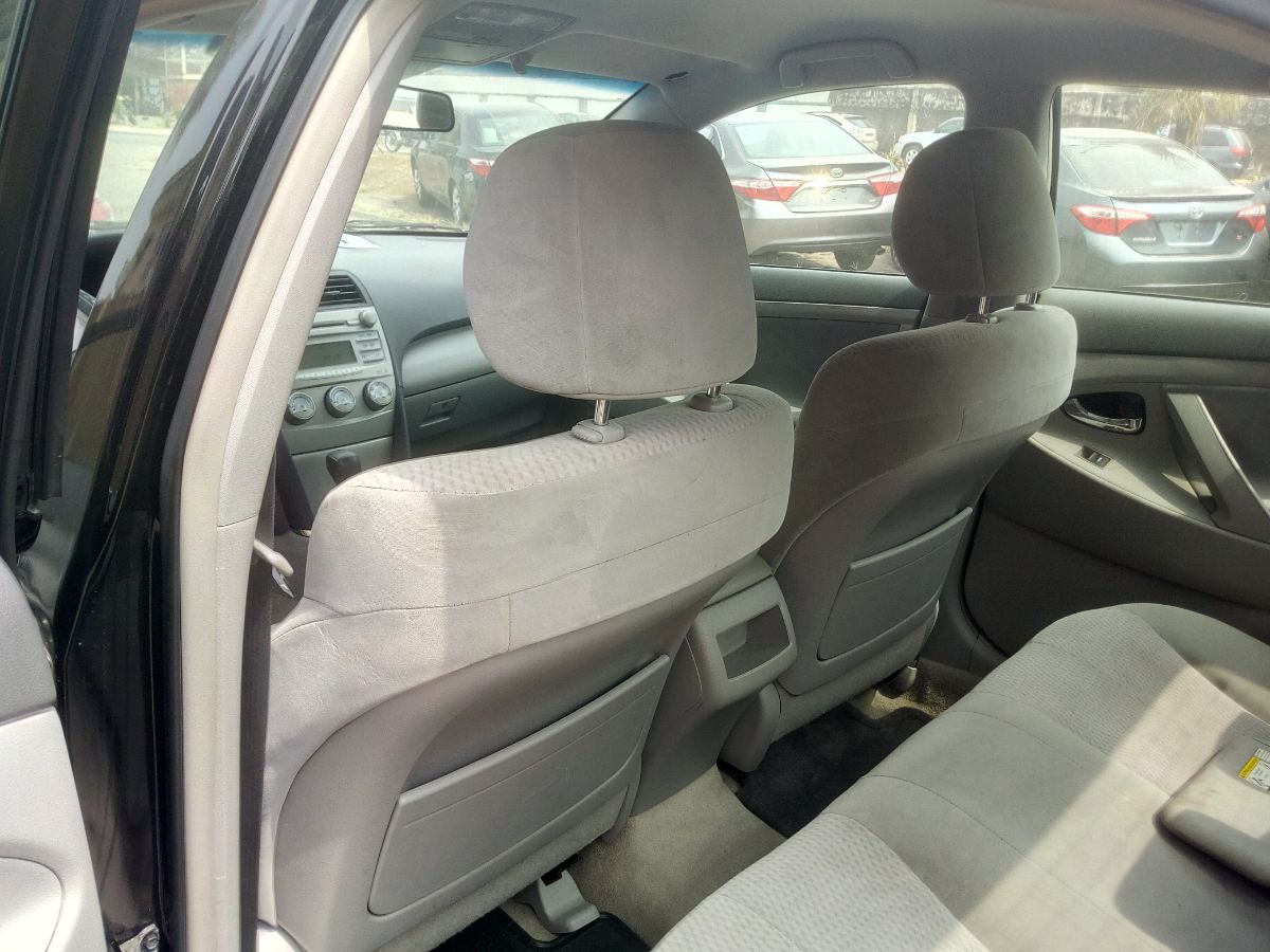 Buy 2016 foreign-used Toyota Corolla Lagos