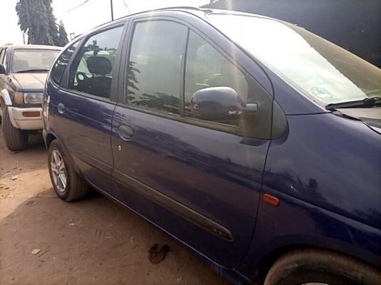 Buy 2002 used Renault Megane Lagos