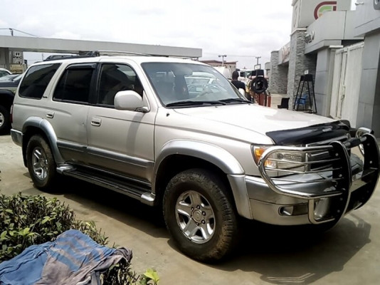 Buy 2000 used Toyota 4runner Lagos