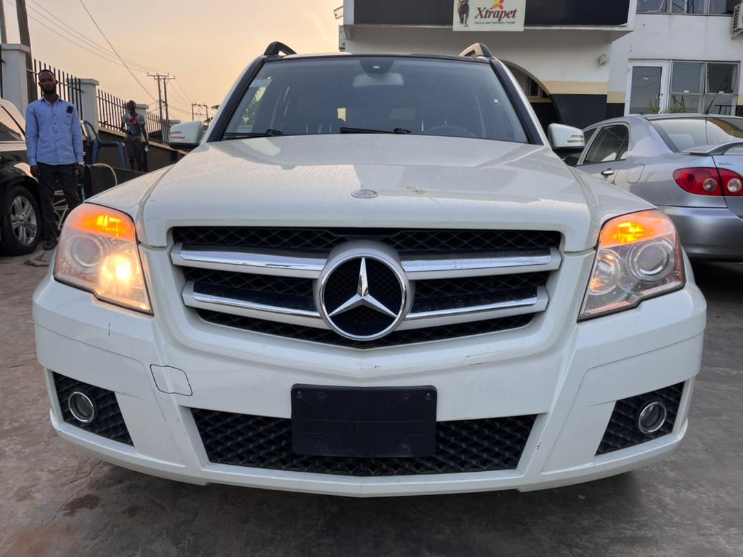 Buy 2012 foreign-used Mercedes-benz Glk Lagos