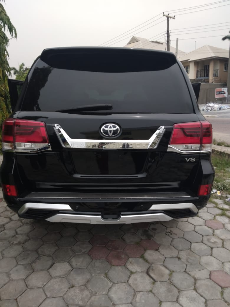 Buy 2020 used Toyota Land Cruiser Lagos