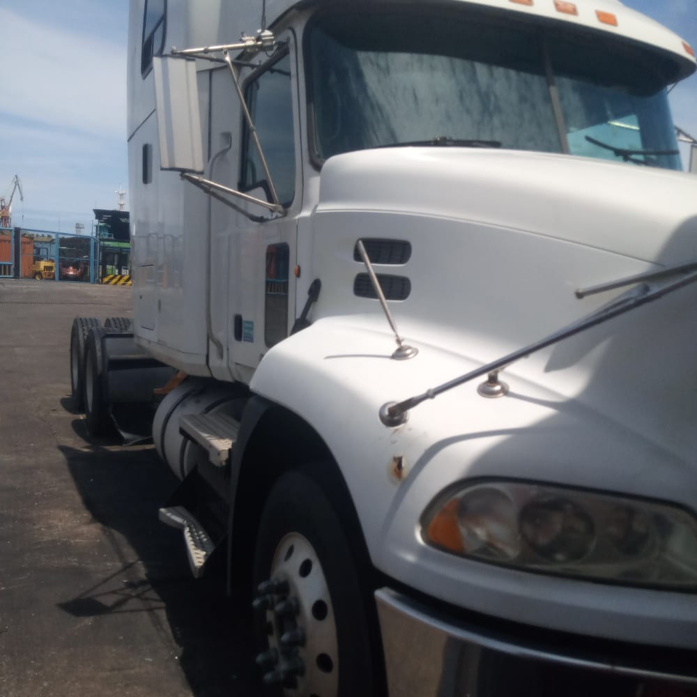 Buy 2010 foreign-used Mack Vision Lagos