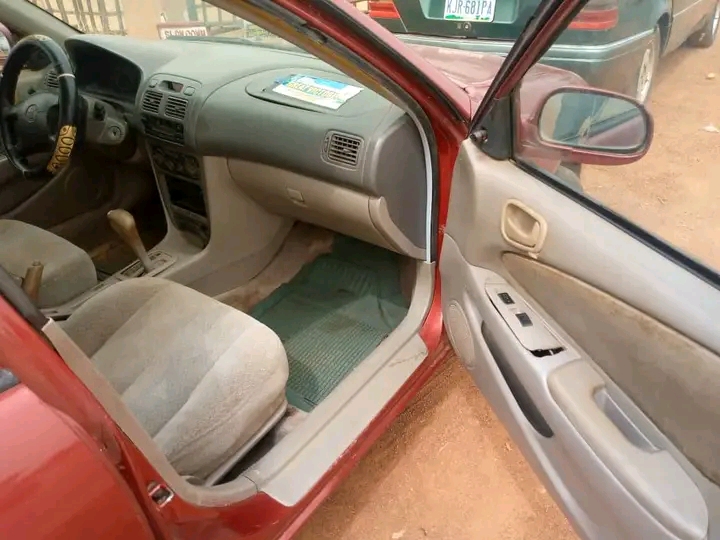 Buy 2000 used Toyota Corolla Rest-of-Nigeria