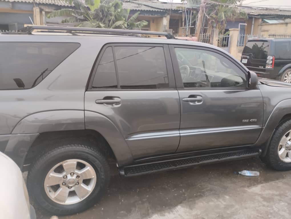 Buy 2005 foreign-used Toyota 4runner Lagos