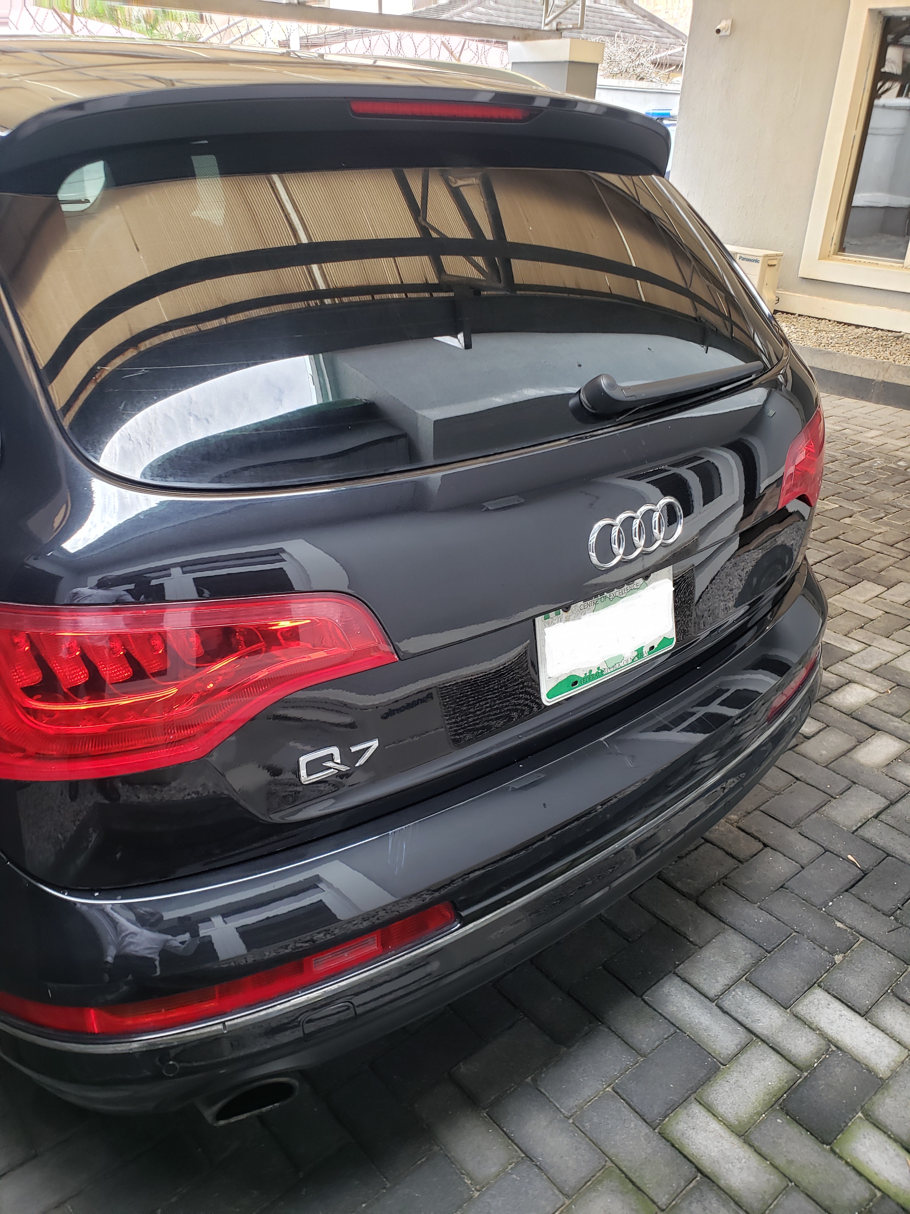 Buy 2014 used Audi Q7 Lagos