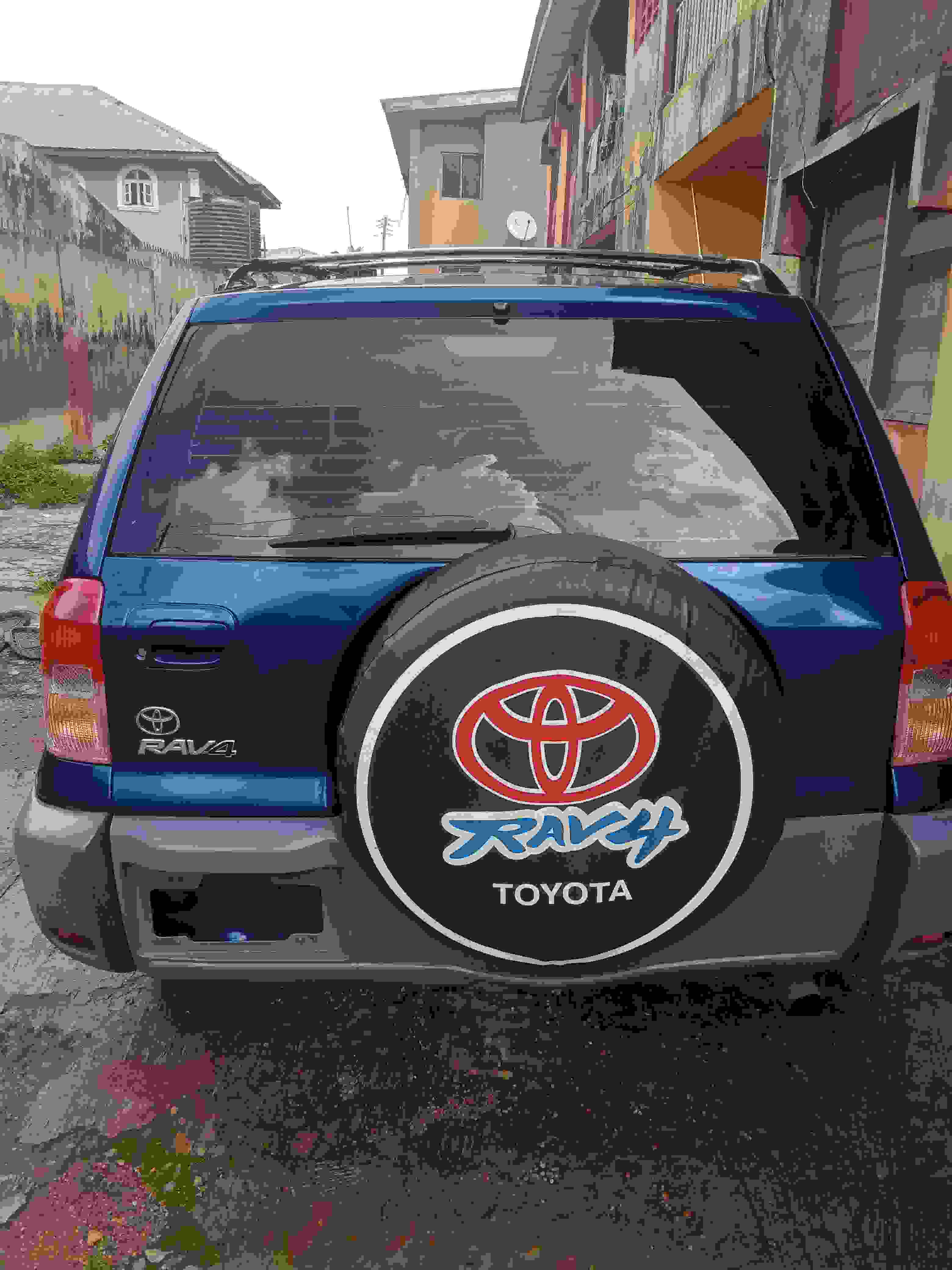 Buy 2005 foreign-used Toyota Rav4 Oyo