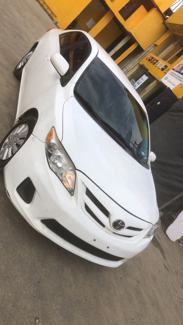 Buy 2011 foreign-used Toyota Corolla Lagos