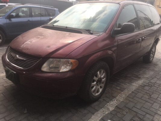 Buy 2002 used Chrysler Town & Country Lagos