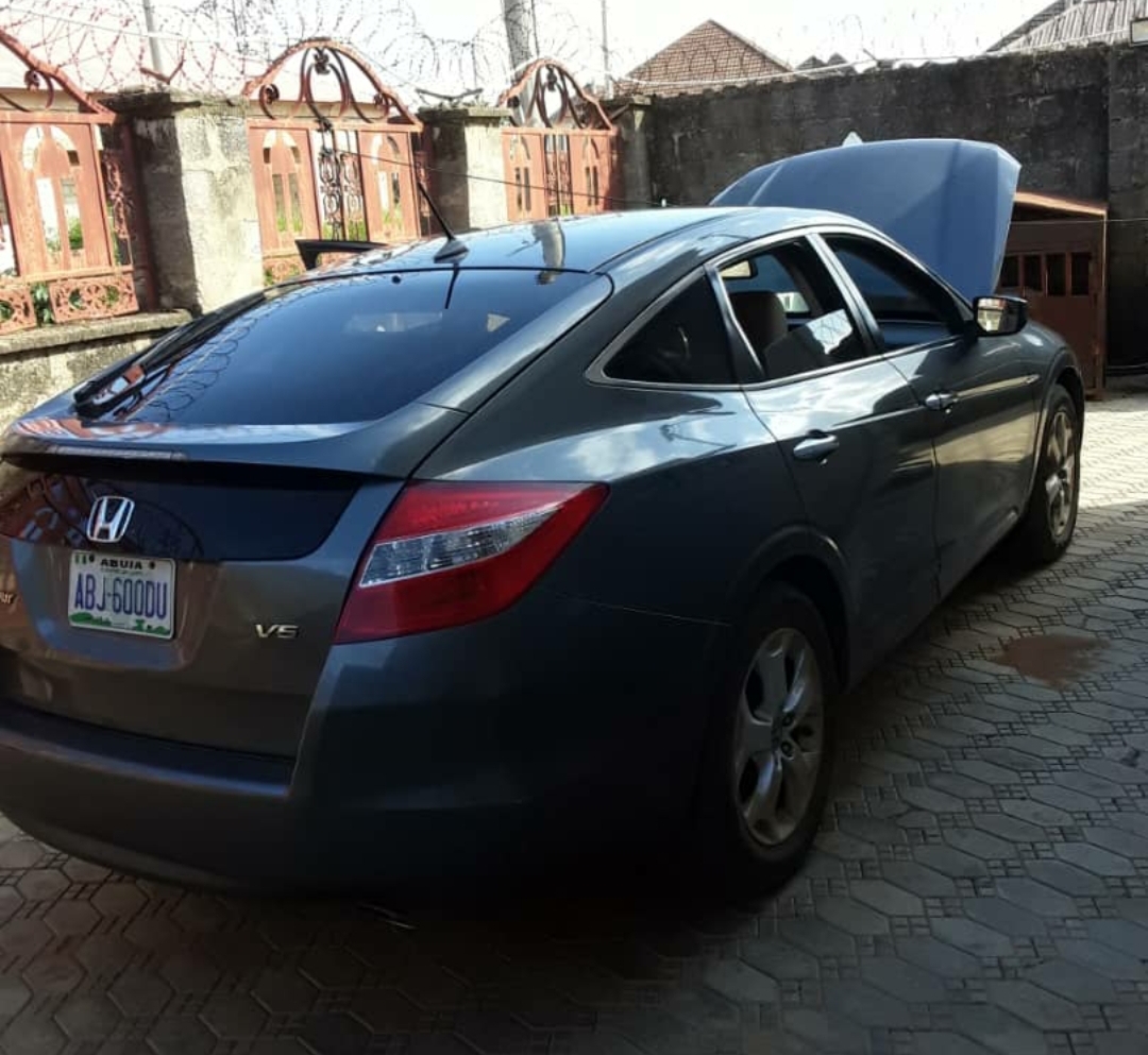 Buy 2012 used Honda Accord Crosstour Abuja