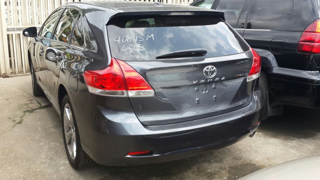 Buy 2010 foreign-used Toyota Venza Lagos