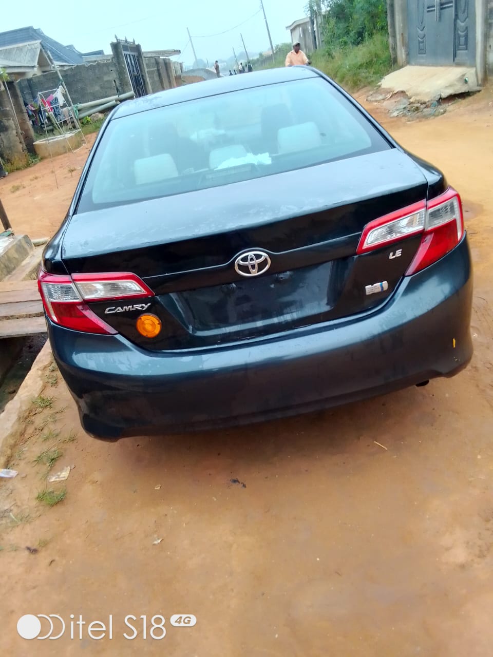Buy 2014 foreign-used Toyota Camry Lagos
