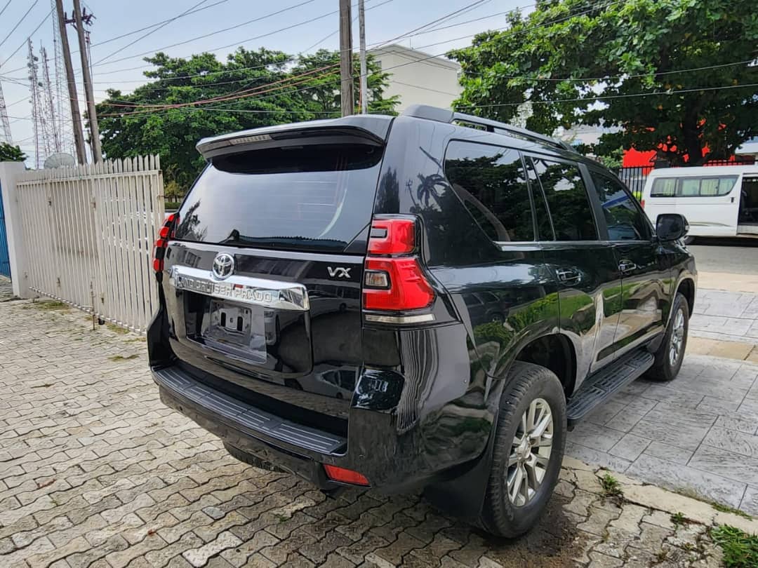 Buy 2018 foreign-used Toyota Land Cruiser Prado Lagos
